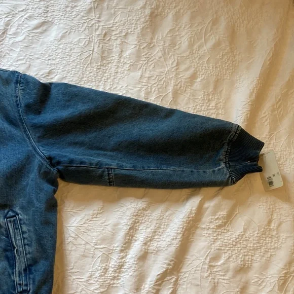NWT Quilted Levi’s Jacket - Picture 10 of 12